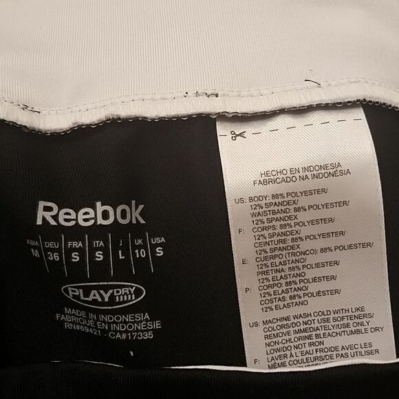 Reebok black wide leg capris - Picture 4 of 4